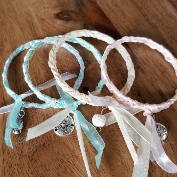 Jewelry - 💗New!💗 Fresh and Free Boho Bangles